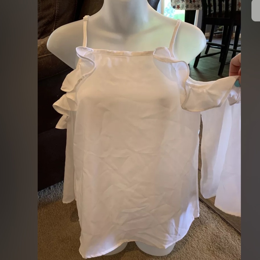 SIM & SAM Sz S White Cold Shoulder 3/4 Sleeve Top